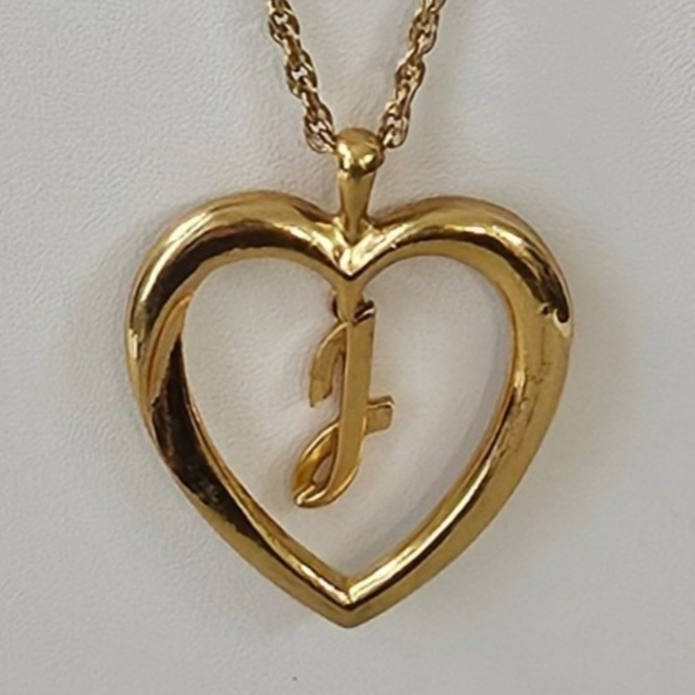 Vintage Avon Gold Tone Initial Letter J Heart Pendant Statement Necklace Fashion
